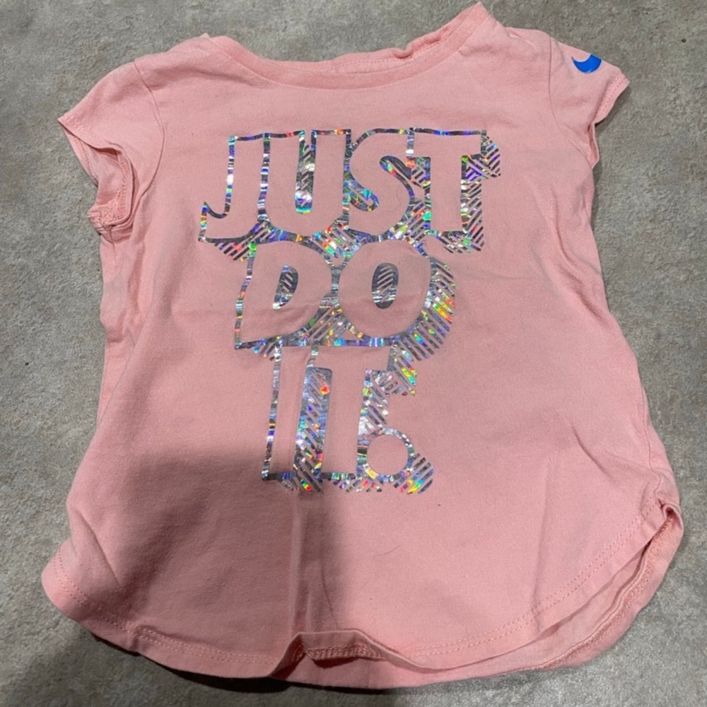 Nike Kids Pink Graphic T-Shirt